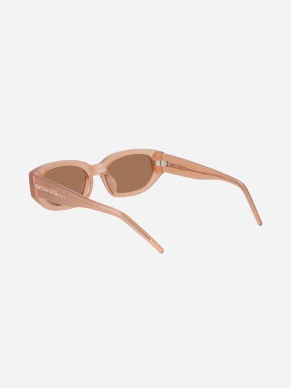 status-anxiety-sunglasses-luna-rose-back